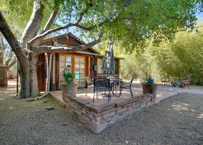W/ Patio & Yard: Walk To Town! Holiday home Patagonia